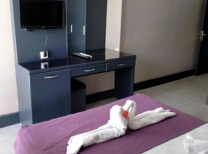 Apart Otel Golden Life *