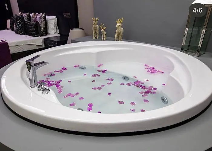 מלון דירות Golden Life *