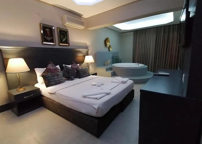 Aparthotel Golden Life