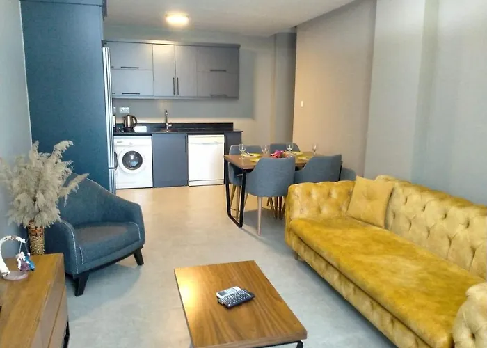 Golden Life Aparthotel